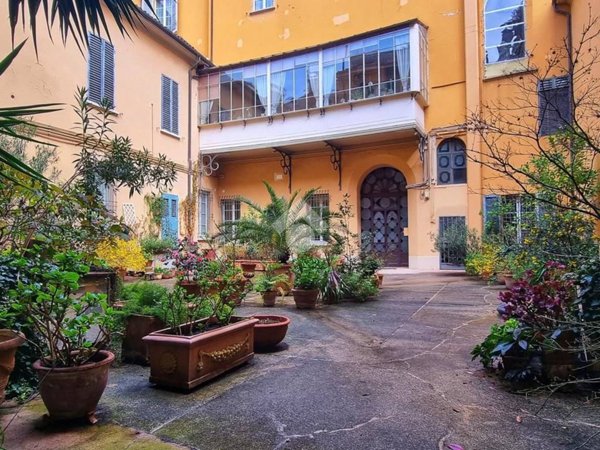 appartamento in vendita a Bologna in zona Centro Storico