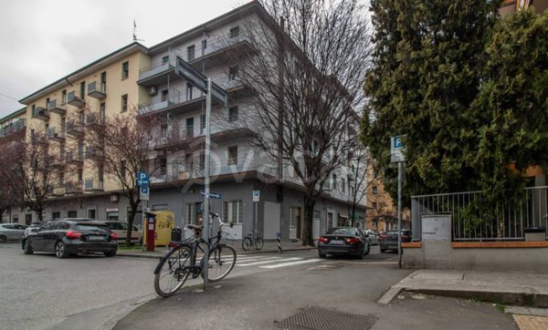 appartamento in vendita a Bologna in zona Saffi