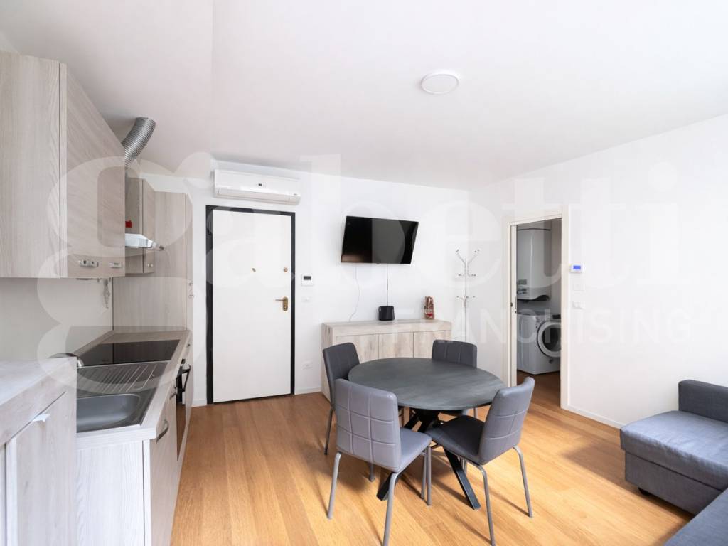 appartamento in vendita a Bologna in zona Saragozza