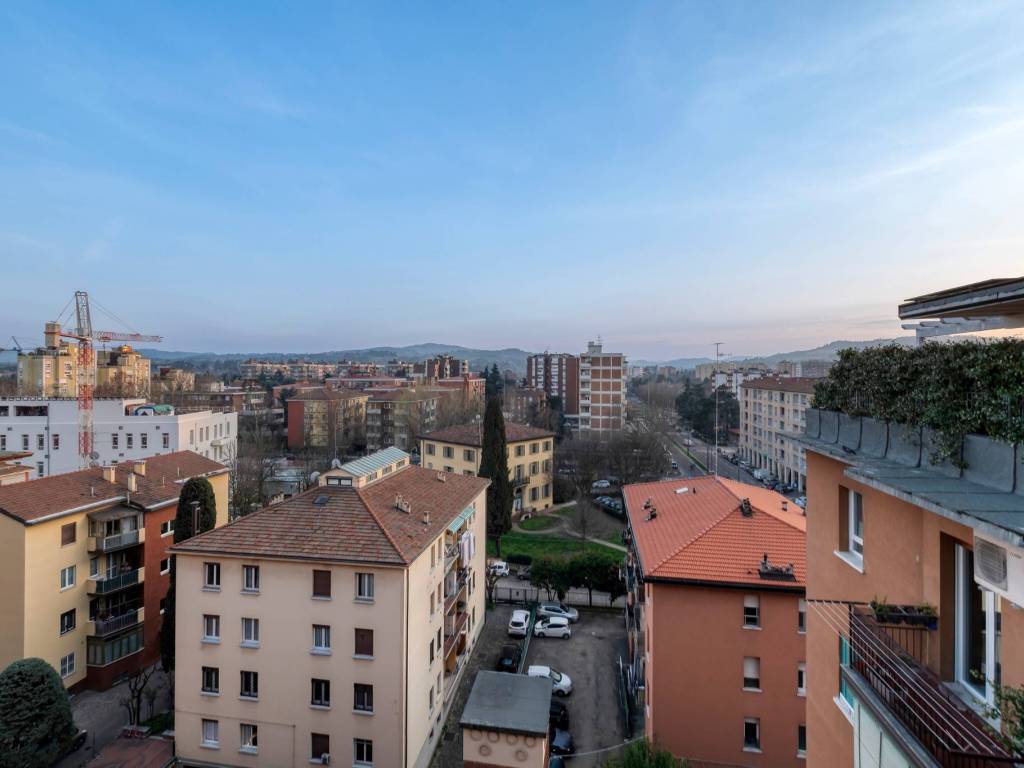 appartamento in vendita a Bologna in zona Savena