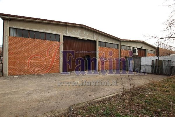 locale di sgombero in vendita a Bologna in zona Zona Industriale Ròveri