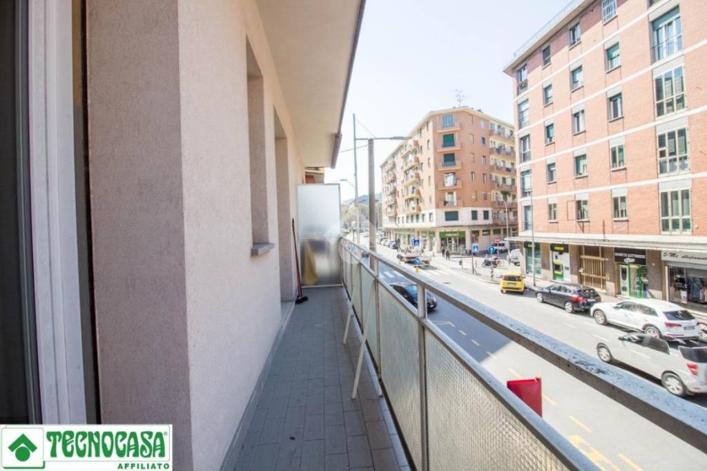 appartamento in vendita a Bologna in zona Reno