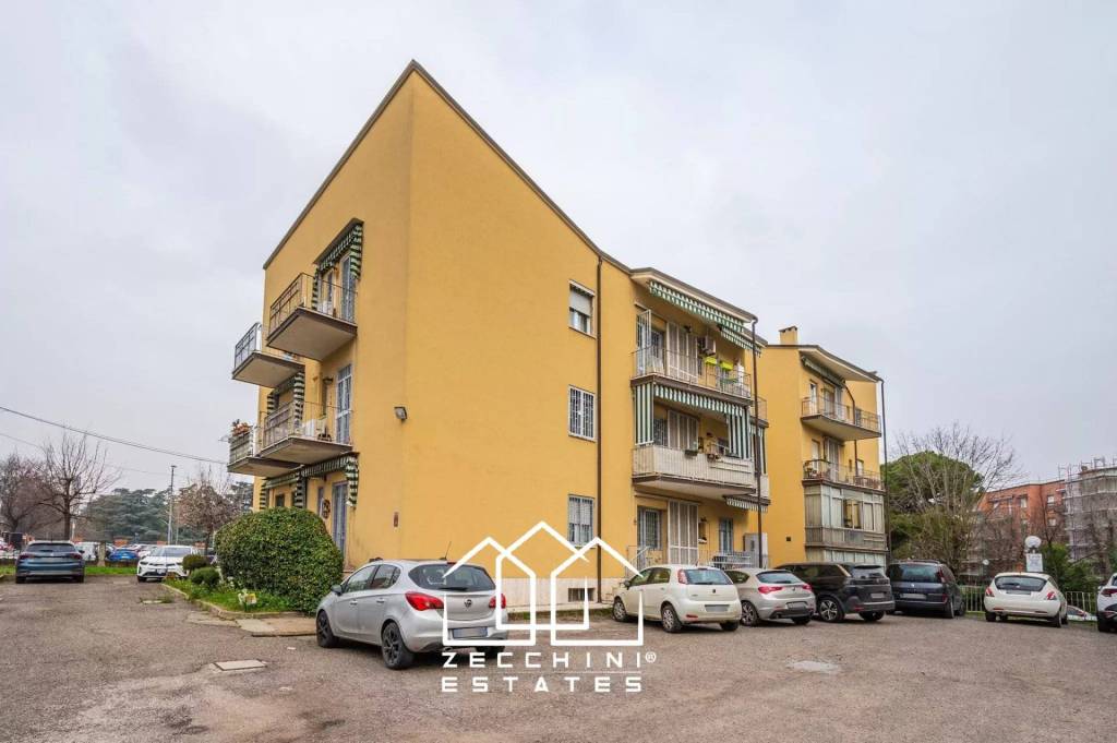 appartamento in vendita a Bologna in zona Saffi