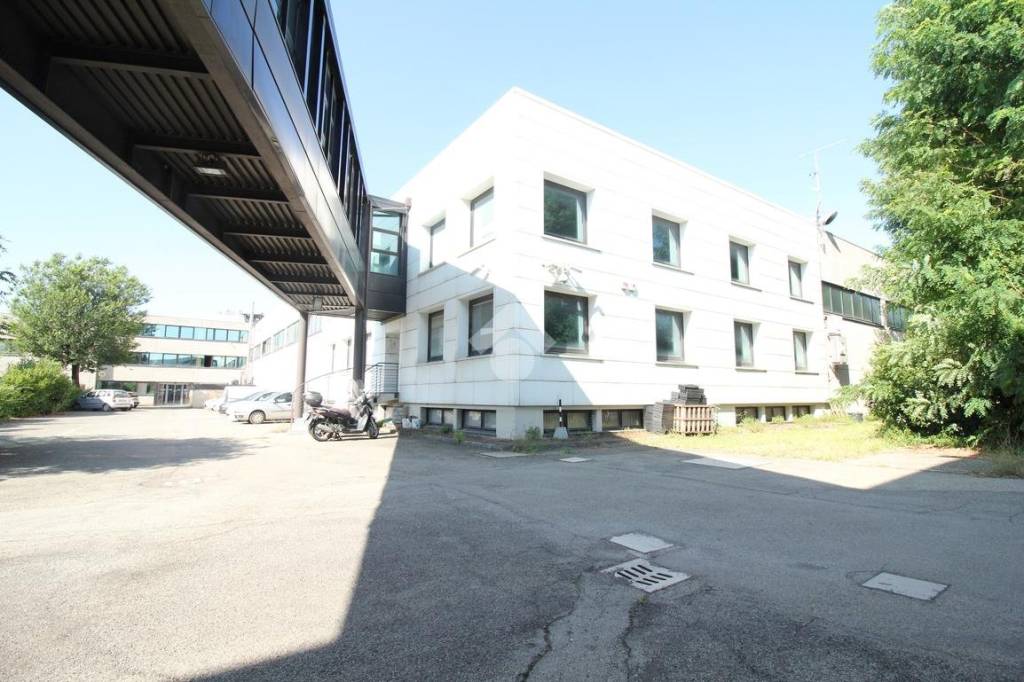 ufficio in vendita a Bologna