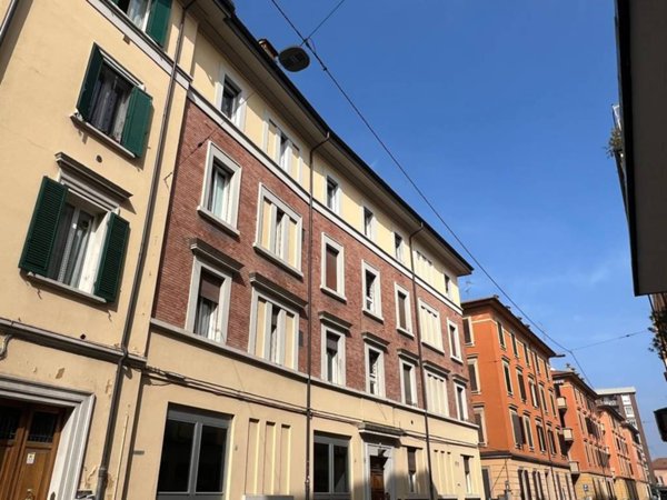 appartamento in vendita a Bologna in zona Andrea Costa