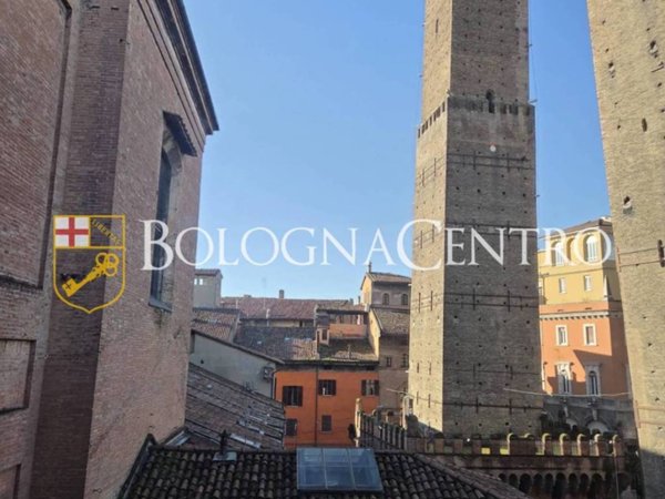 appartamento in vendita a Bologna in zona Centro Storico