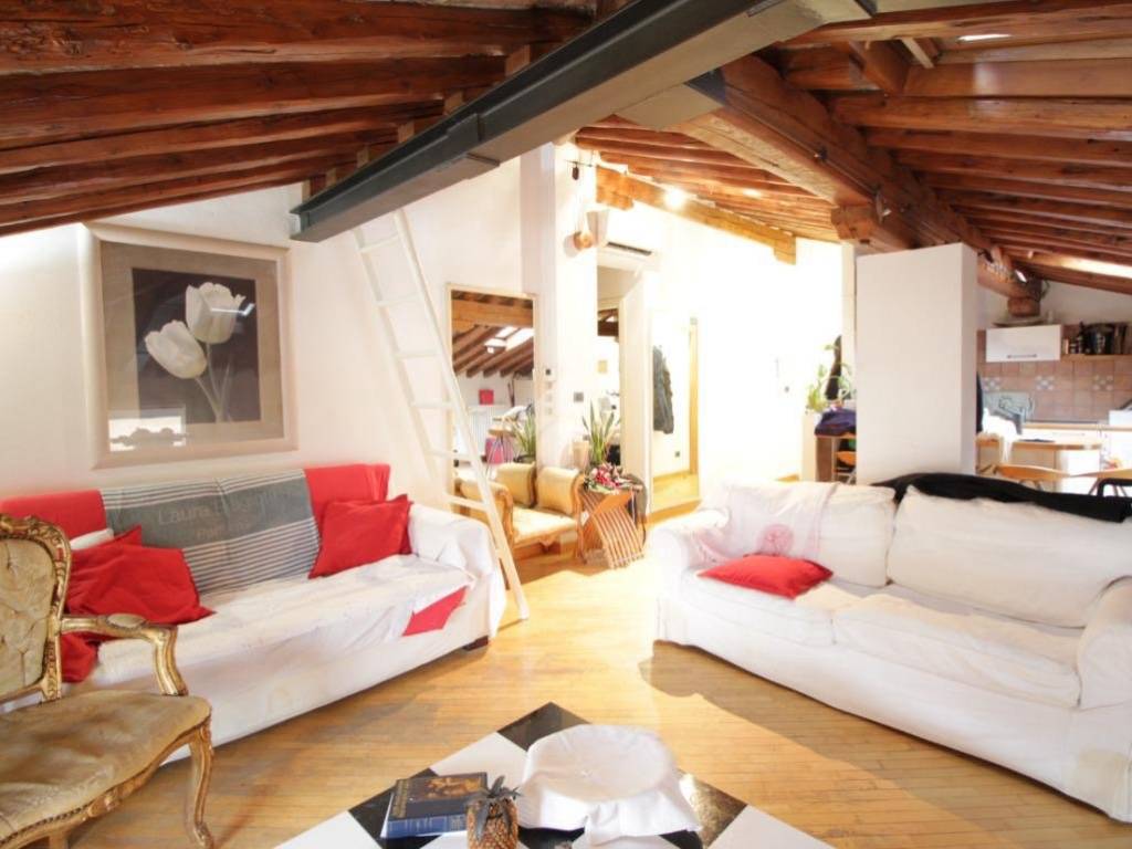 appartamento in vendita a Bologna in zona Saffi