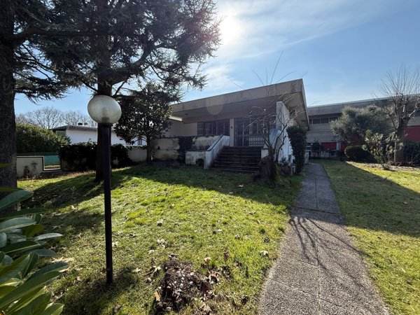 capannone in vendita a Bologna