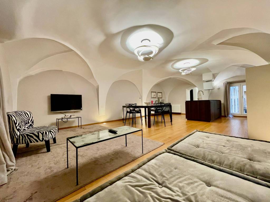 appartamento in vendita a Bologna in zona Santo Stefano