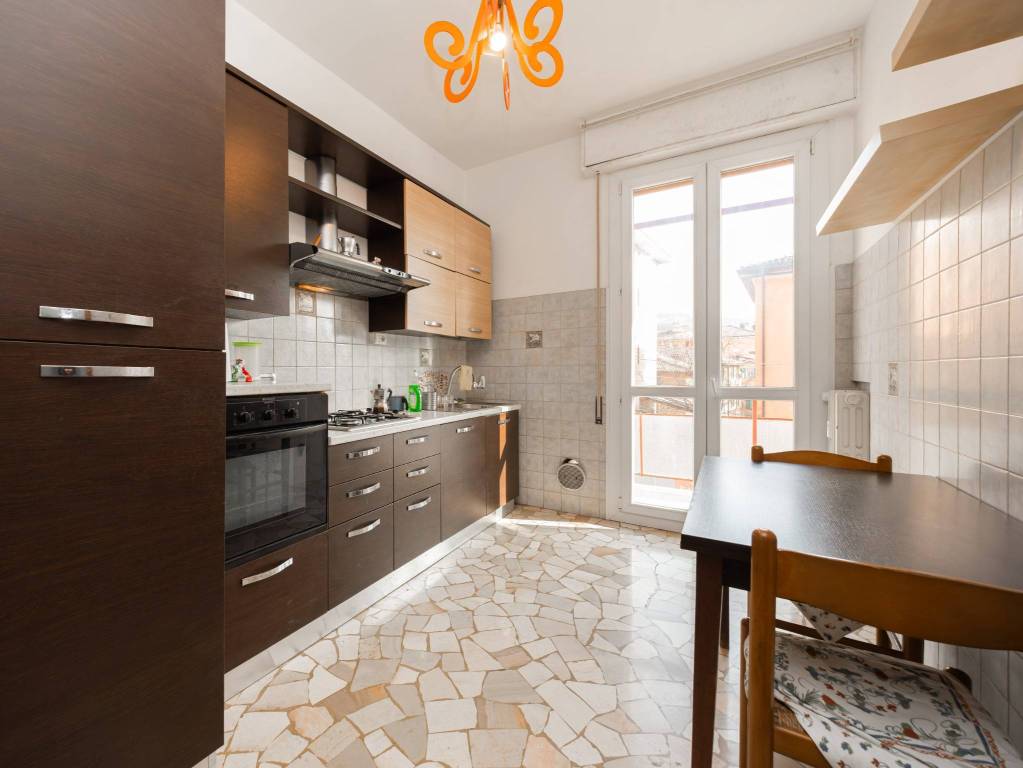 appartamento in vendita a Bologna in zona Andrea Costa