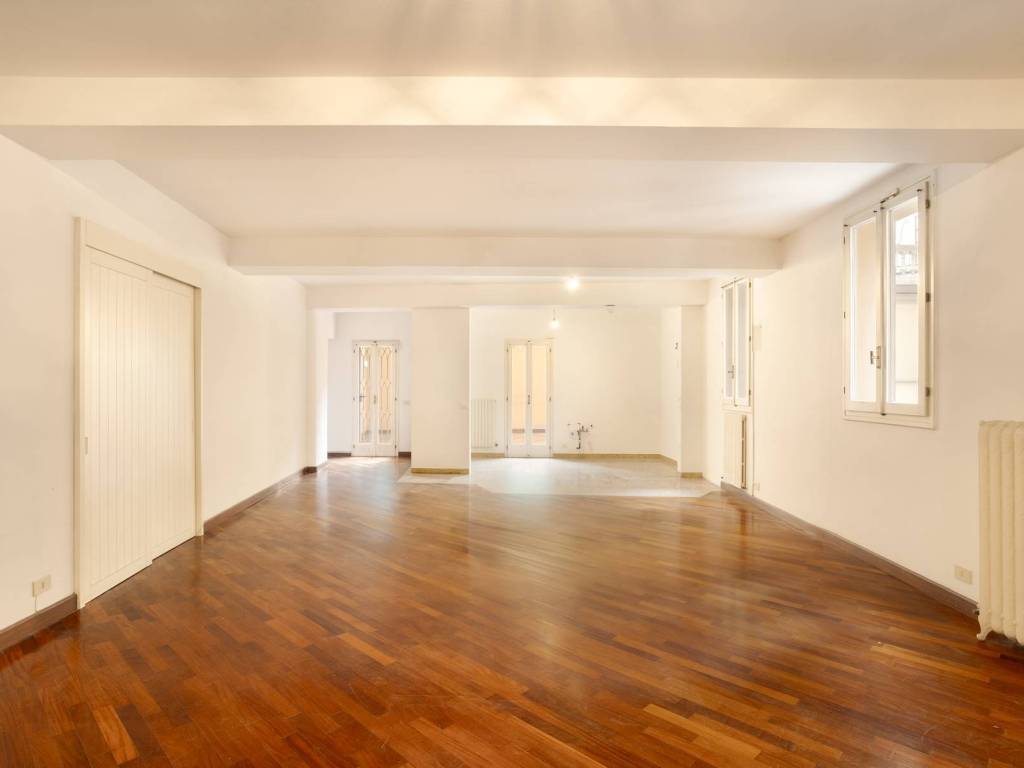 appartamento in vendita a Bologna in zona Santo Stefano