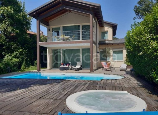 casa indipendente in vendita a Bologna in zona Colli