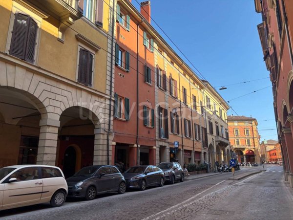 appartamento in vendita a Bologna in zona Santo Stefano