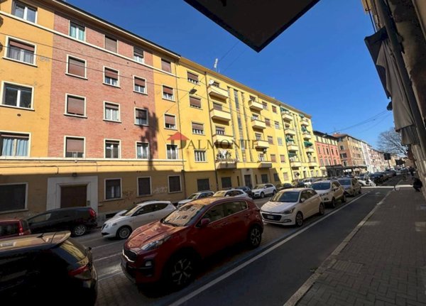 appartamento in vendita a Bologna in zona Saffi