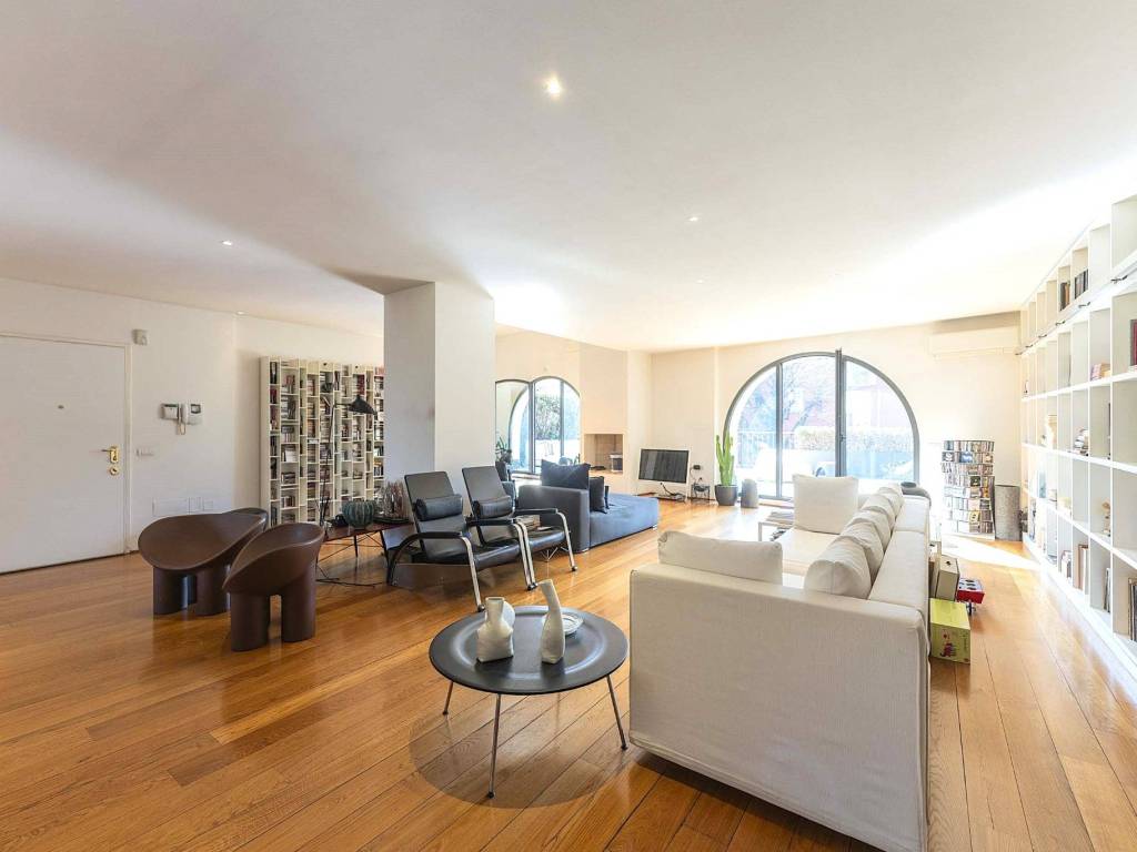 appartamento in vendita a Bologna in zona Saragozza