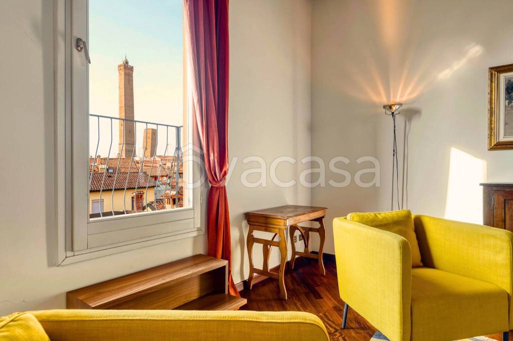 appartamento in vendita a Bologna in zona Centro Storico