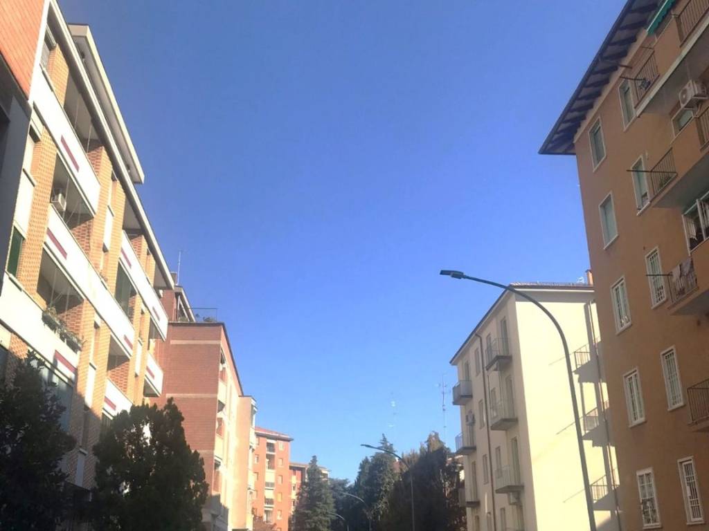 appartamento in vendita a Bologna in zona Saffi