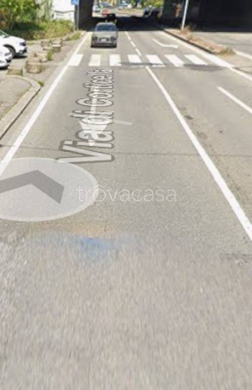 negozio in vendita a Bologna in zona Corticella