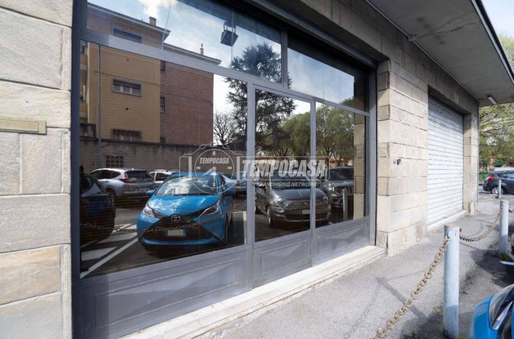 negozio in vendita a Bologna in zona Bolognina