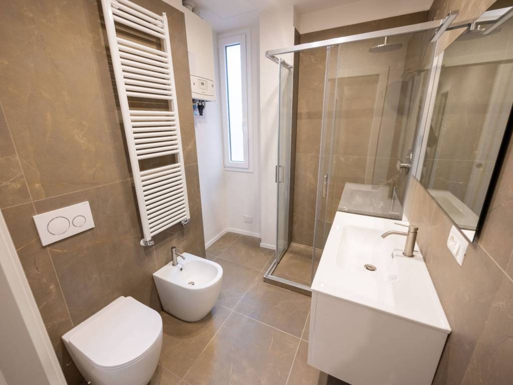 appartamento in vendita a Bologna in zona Saragozza