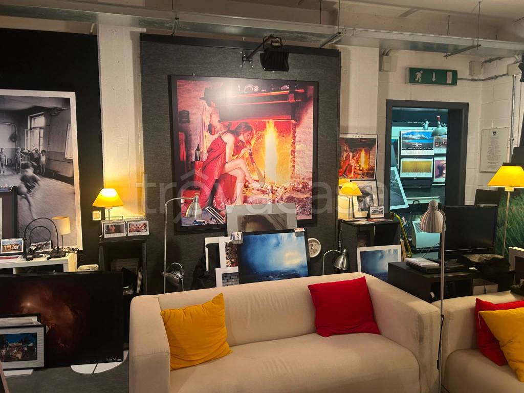 locale commerciale in vendita a Bologna in zona Aeroporto