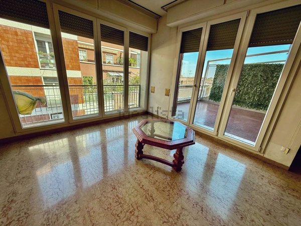 appartamento in vendita a Bologna in zona Quartiere Porto