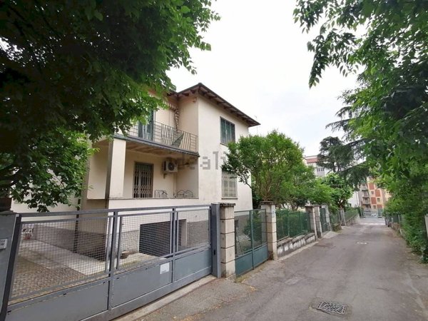 appartamento in vendita a Bologna