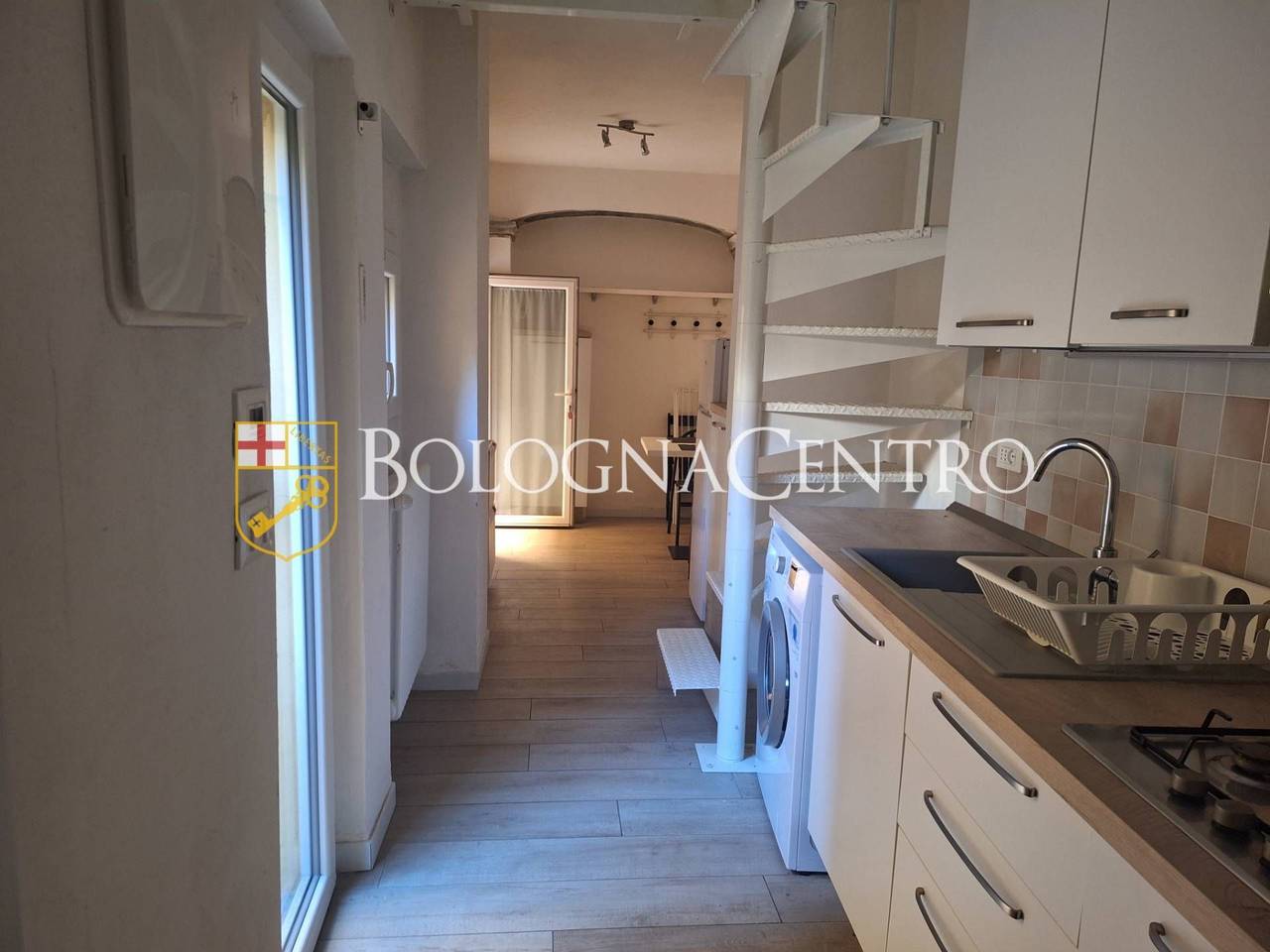 appartamento in vendita a Bologna in zona Santo Stefano