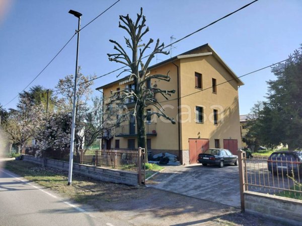 appartamento in vendita a Bologna in zona Aeroporto