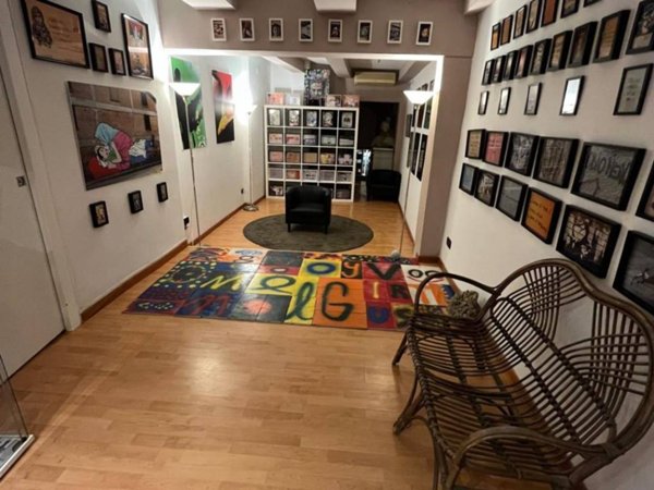 negozio in vendita a Bologna in zona Centro Storico