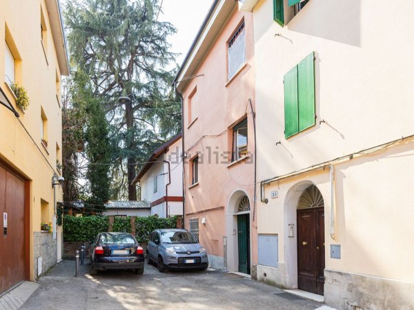 appartamento in vendita a Bologna in zona Andrea Costa