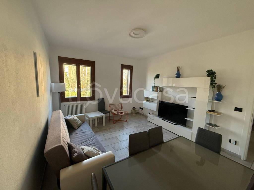 casa indipendente in vendita a Bologna in zona Bolognina