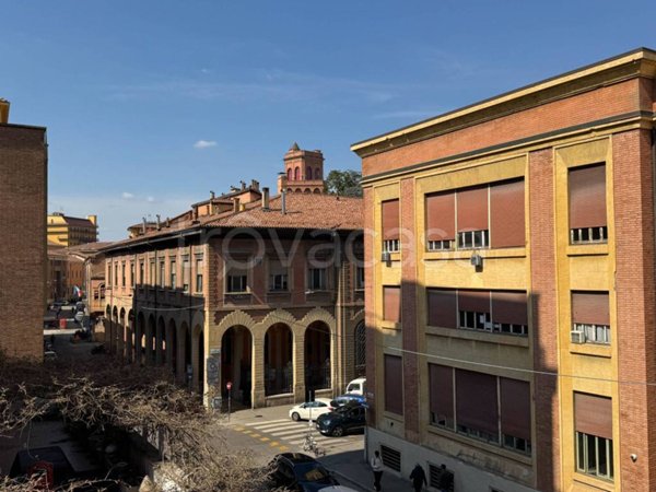appartamento in vendita a Bologna in zona San Vitale
