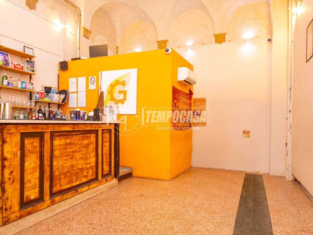 negozio in vendita a Bologna in zona San Vitale