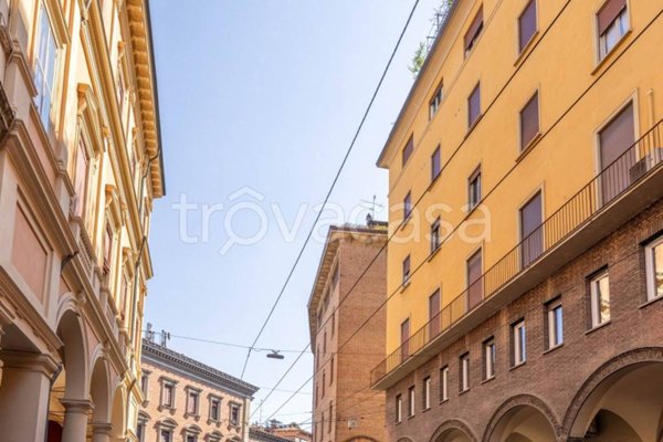 appartamento in vendita a Bologna in zona Santo Stefano