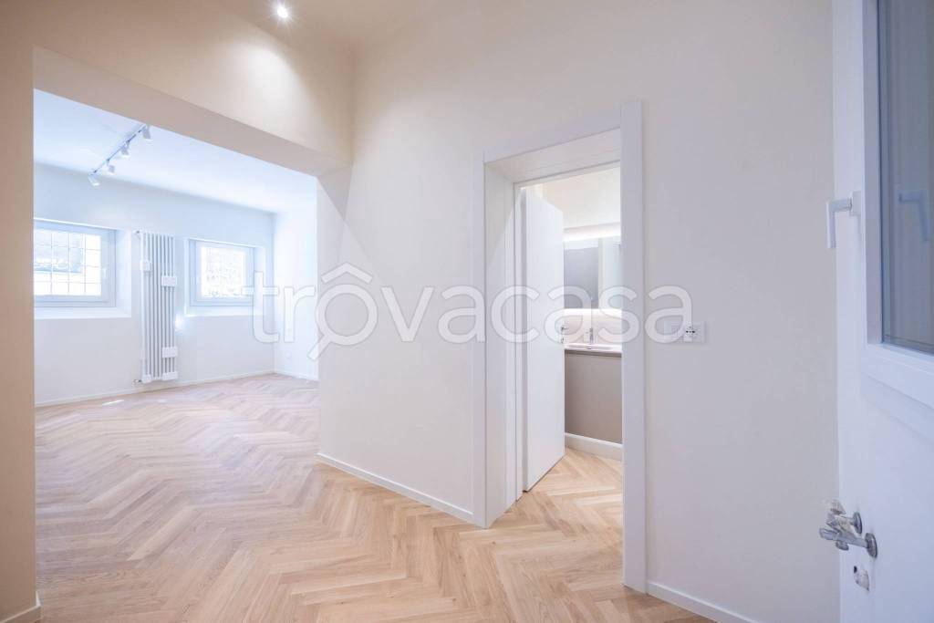 appartamento in vendita a Bologna in zona Santo Stefano