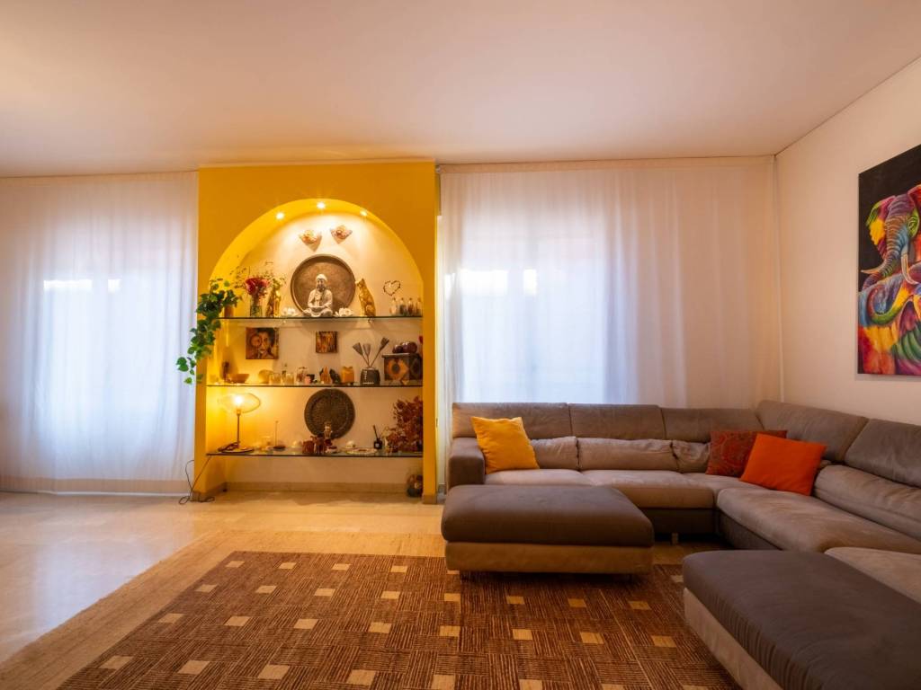 appartamento in vendita a Bologna in zona Quartiere Porto