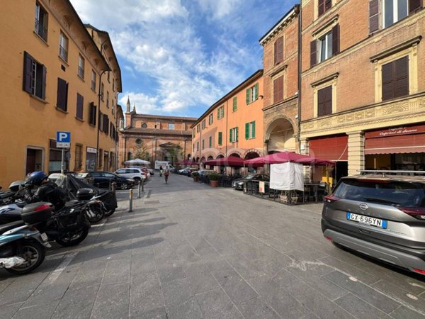 appartamento in vendita a Bologna in zona Centro Storico