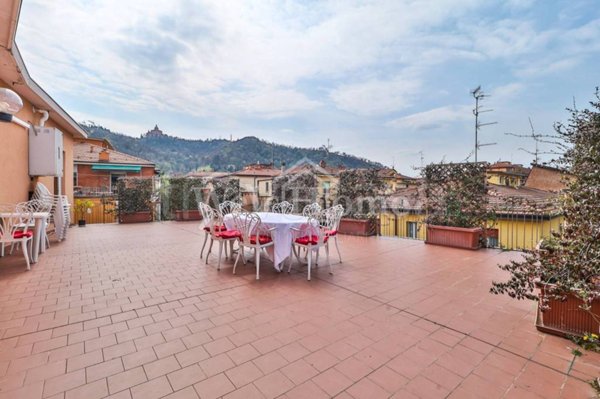 appartamento in vendita a Bologna in zona Saragozza