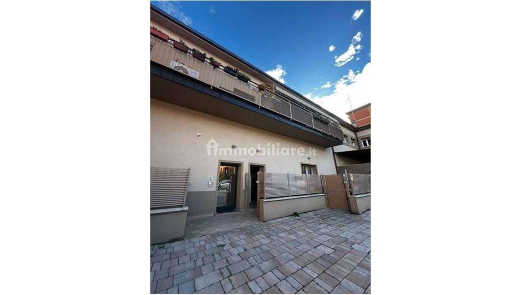 casa indipendente in vendita a Bologna