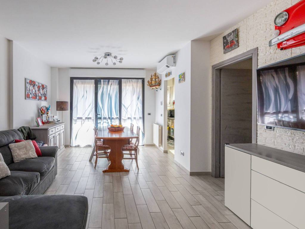 appartamento in vendita a Bologna in zona Reno