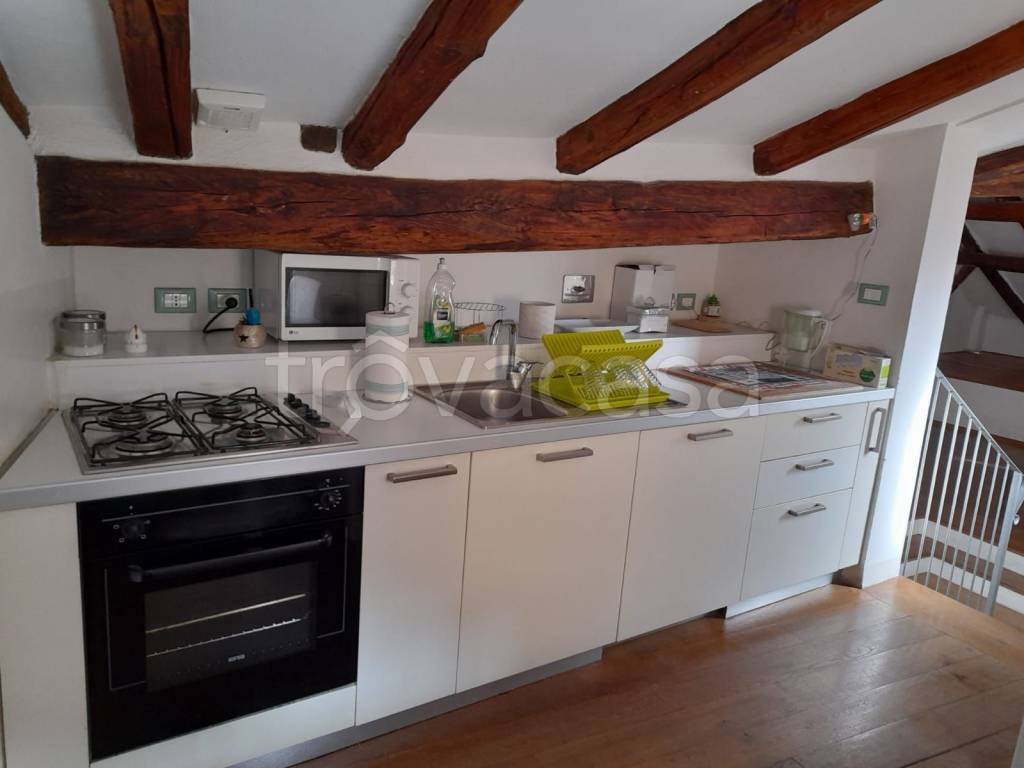 appartamento in vendita a Bologna in zona Centro Storico