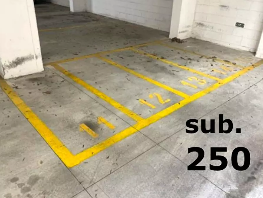 mansarda in vendita a Bologna in zona San Vitale