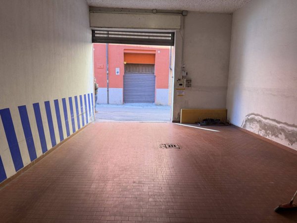 negozio in vendita a Bologna in zona Centro Storico