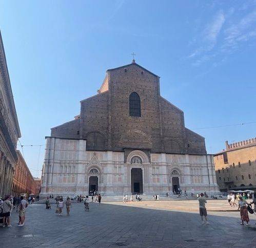 intera palazzina in vendita a Bologna
