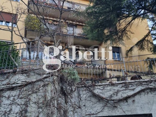 appartamento in vendita a Bologna in zona Santo Stefano