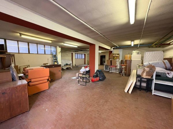 locale di sgombero in vendita a Bologna in zona Savena