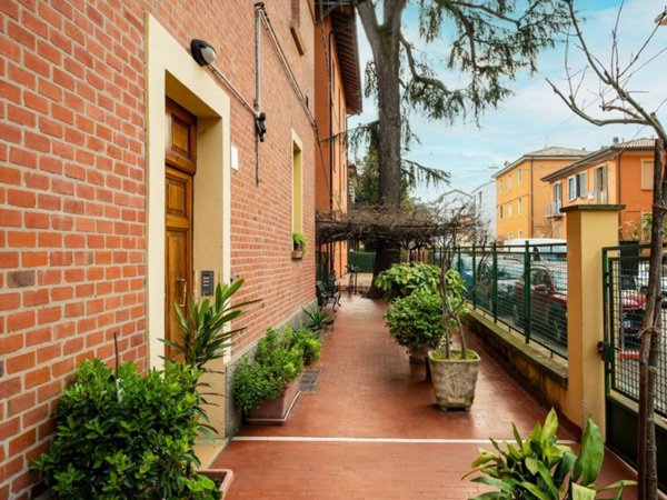appartamento in vendita a Bologna in zona Savena