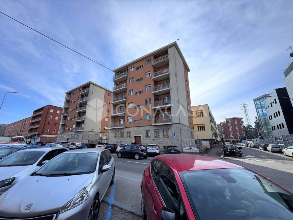 appartamento in vendita a Bologna in zona Saffi