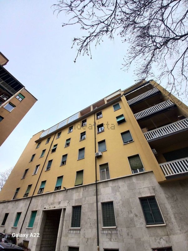 appartamento in vendita a Bologna in zona Quartiere Porto